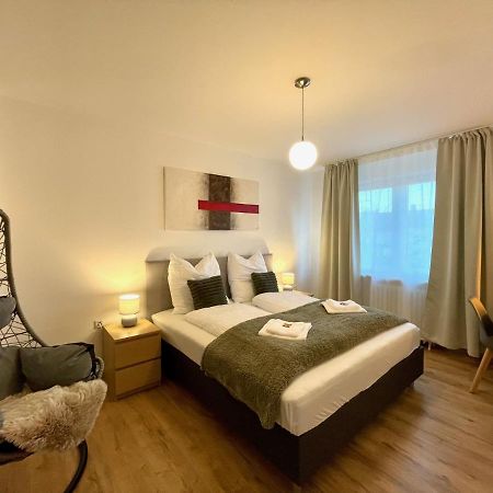 Downtown Apartment By Ninja Spaces - Kingsize-Bett, Kueche, Netflix, Terrasse Wuppertal Extérieur photo