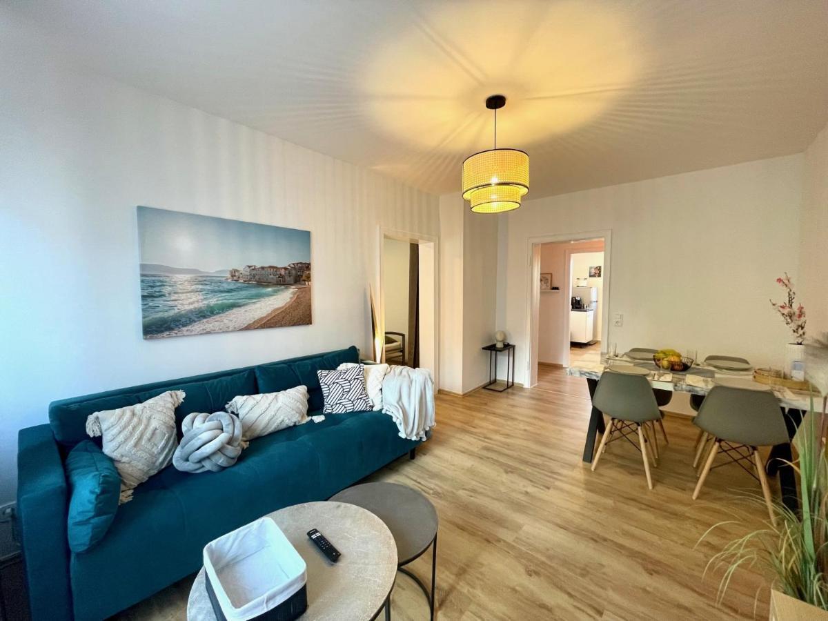 Downtown Apartment By Ninja Spaces - Kingsize-Bett, Kueche, Netflix, Terrasse Wuppertal Extérieur photo
