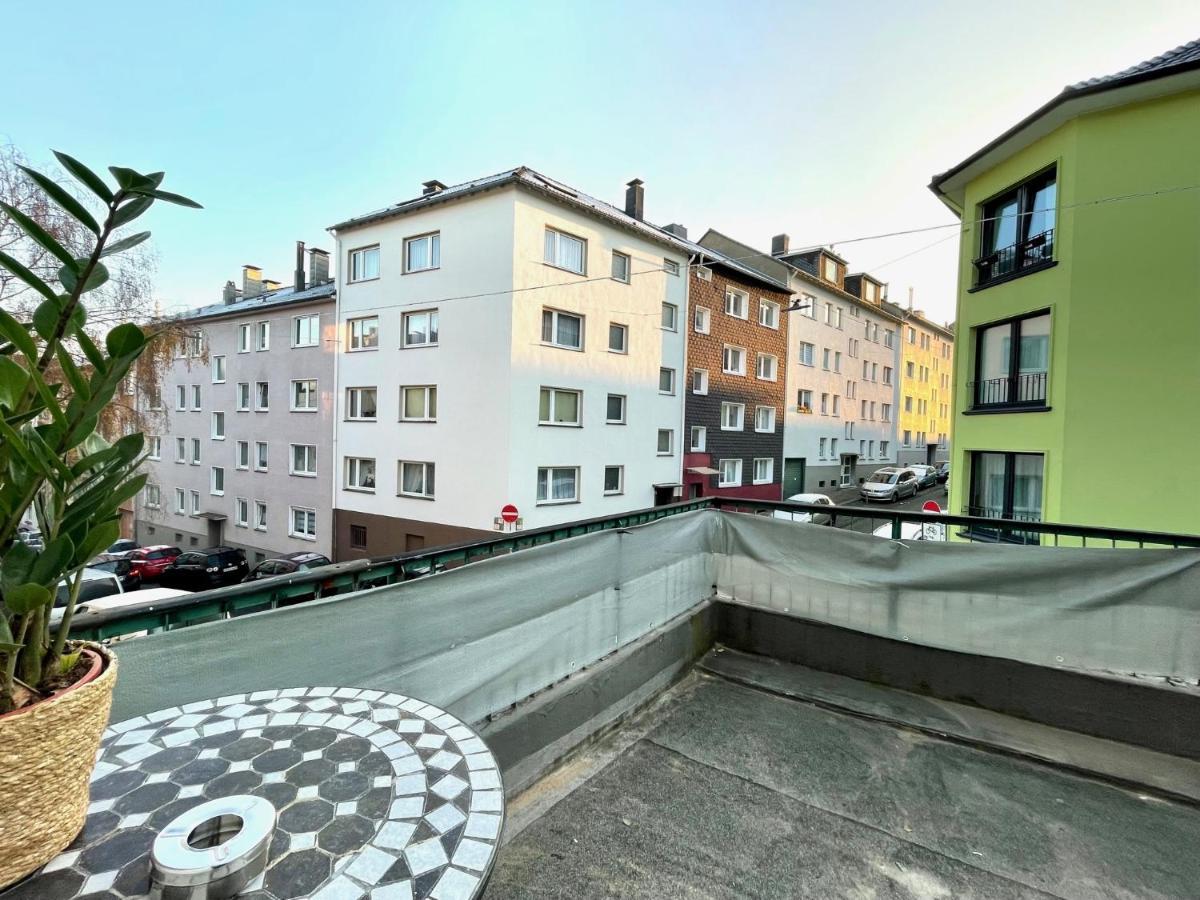 Downtown Apartment By Ninja Spaces - Kingsize-Bett, Kueche, Netflix, Terrasse Wuppertal Extérieur photo