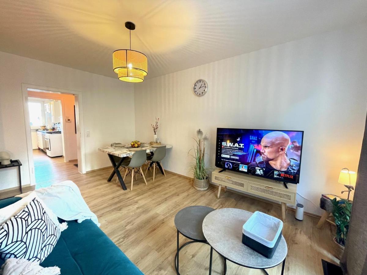 Downtown Apartment By Ninja Spaces - Kingsize-Bett, Kueche, Netflix, Terrasse Wuppertal Extérieur photo